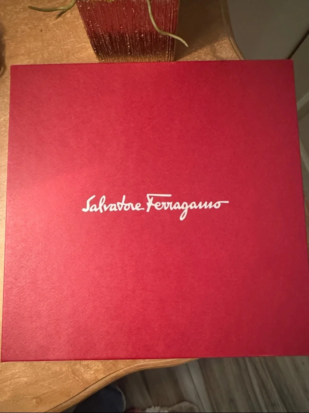 Salvatore Ferragamo silk scarf. - Picture 4 of 7